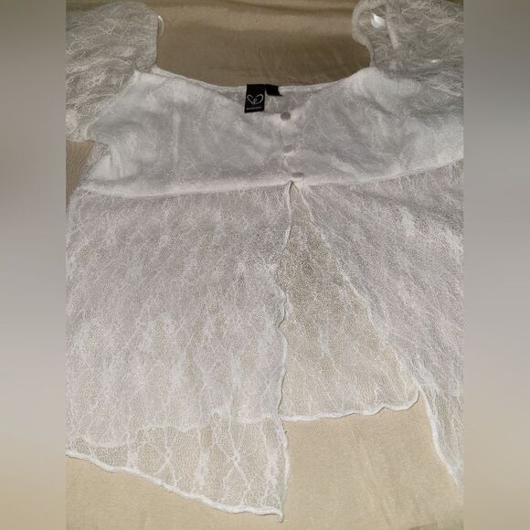 Lace crop top - Picture 9 of 11